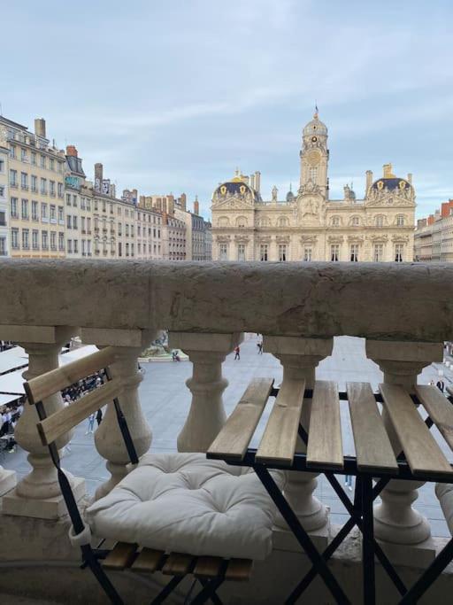 Grand Balcon Place Des Terreaux Lyon Extérieur photo